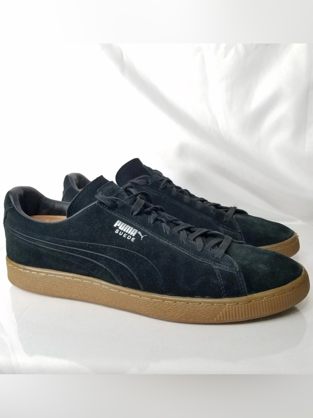Men’s PUMA Suede Black Gum Sneaker Shoes 381174 01 New Size 10